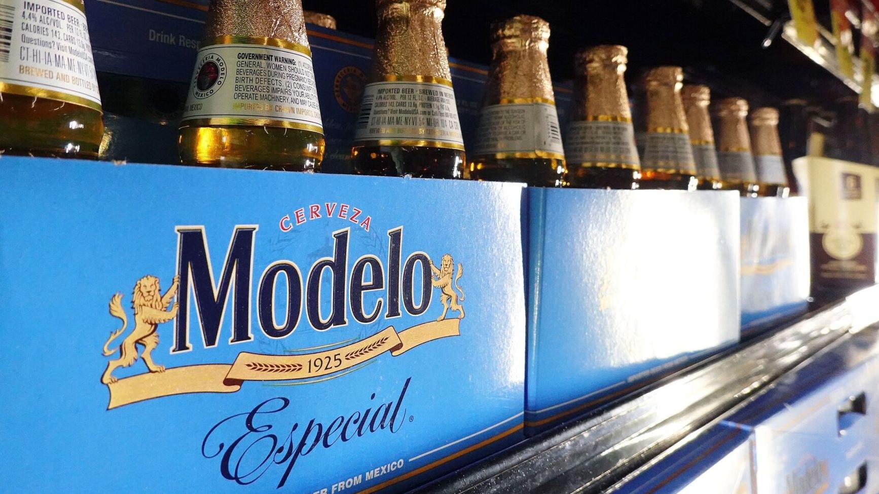 Modelo Especial beer